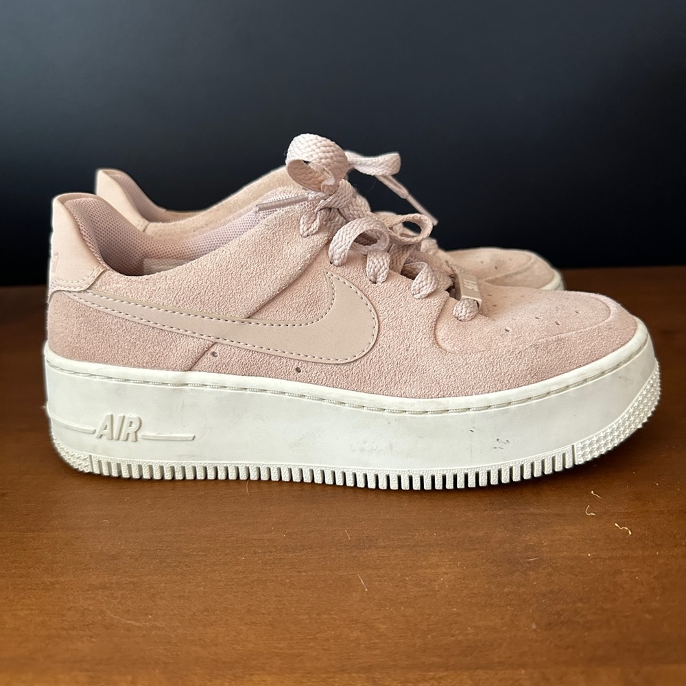 Wmns Air Force 1 Sage Low 'Particle Beige' -5.5US